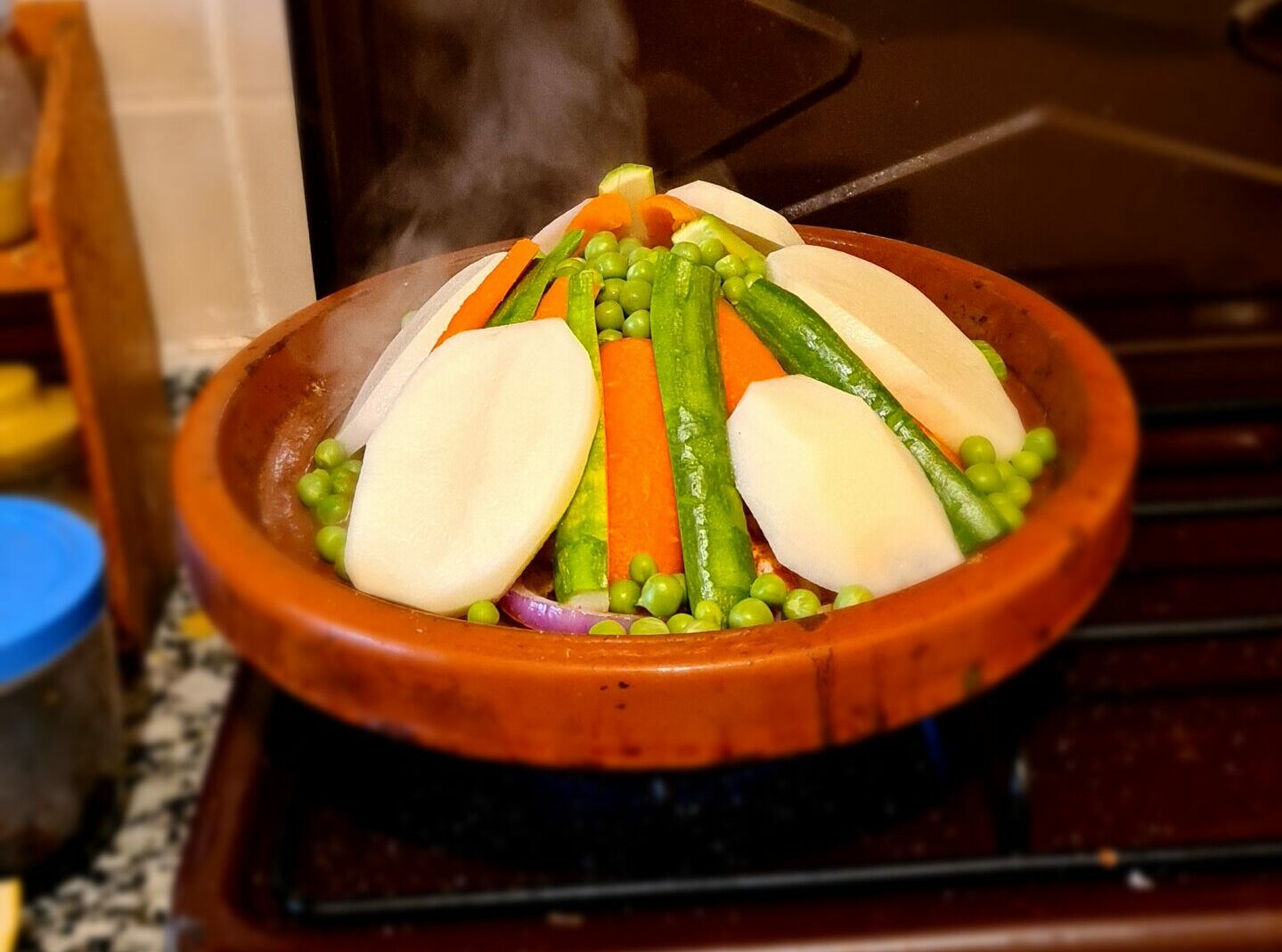 how to cook a Moroccan tagine